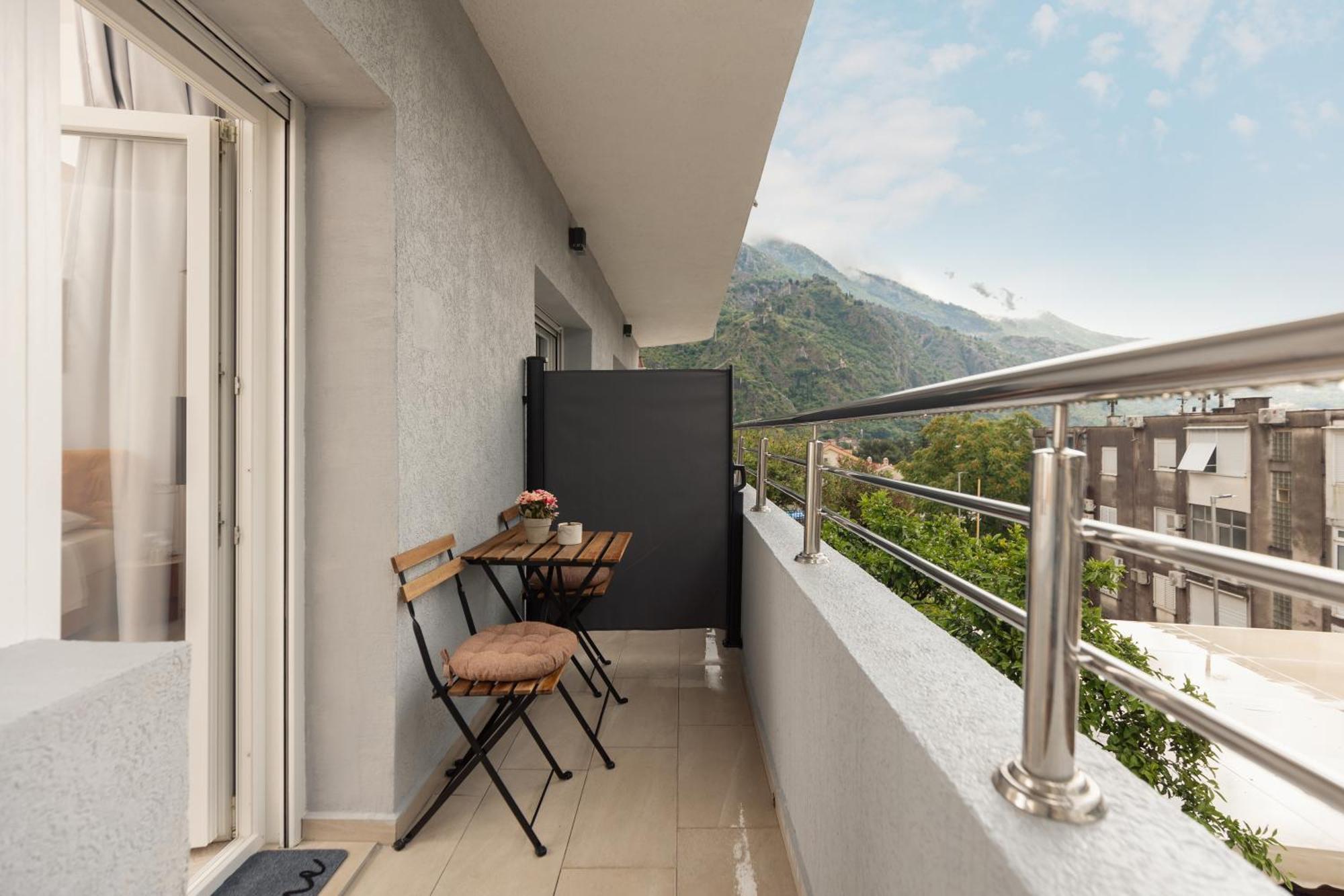Apartments Time Kotor Exterior photo