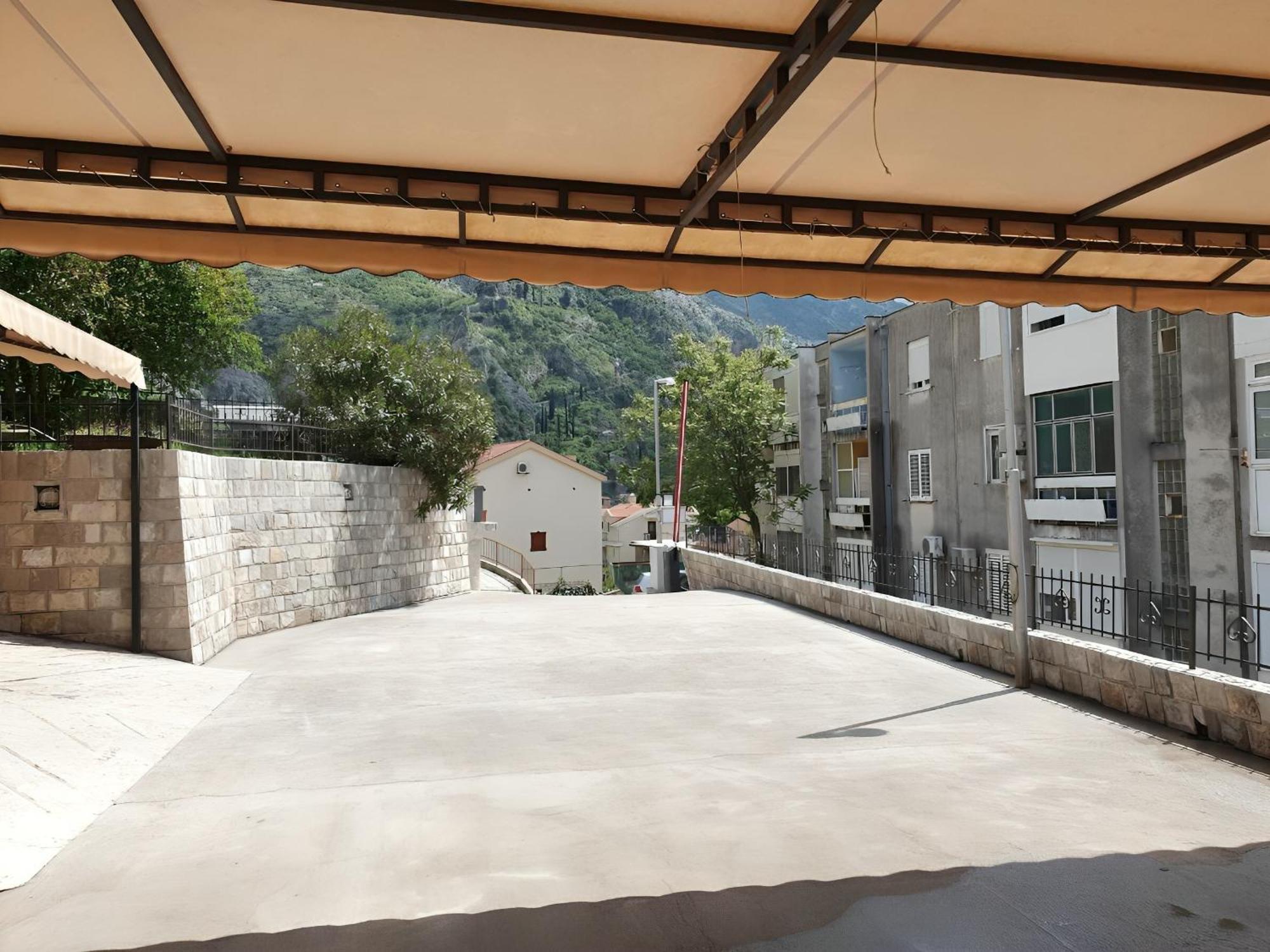 Apartments Time Kotor Exterior photo